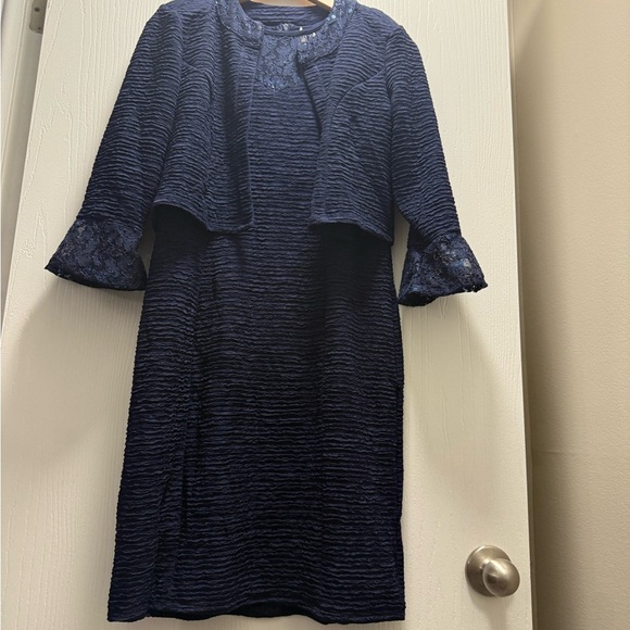 NY Collection Textured Navy Ensemble - Picture 1 of 7